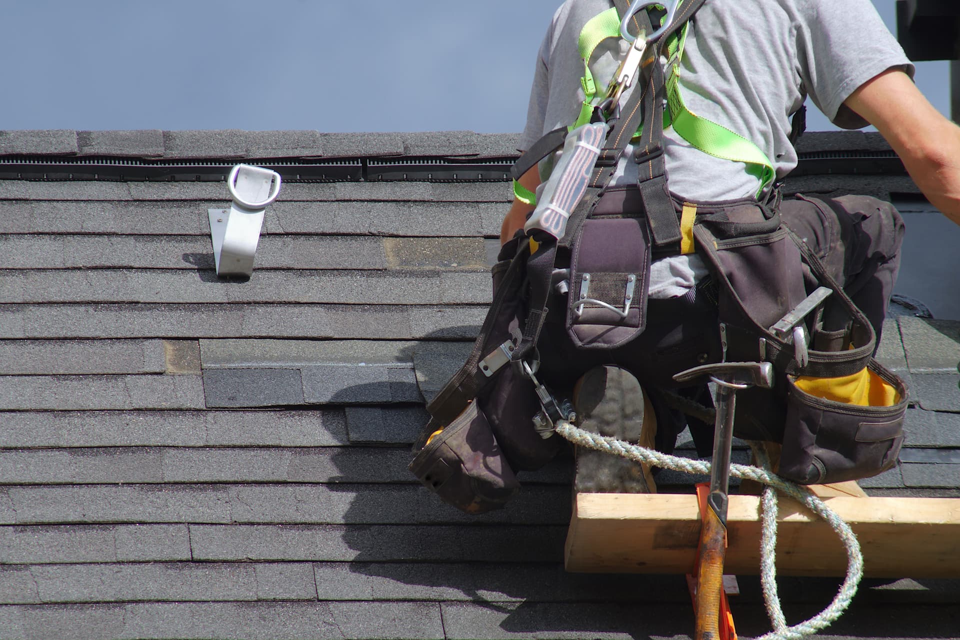 Best roofing installers Bend Oregon image