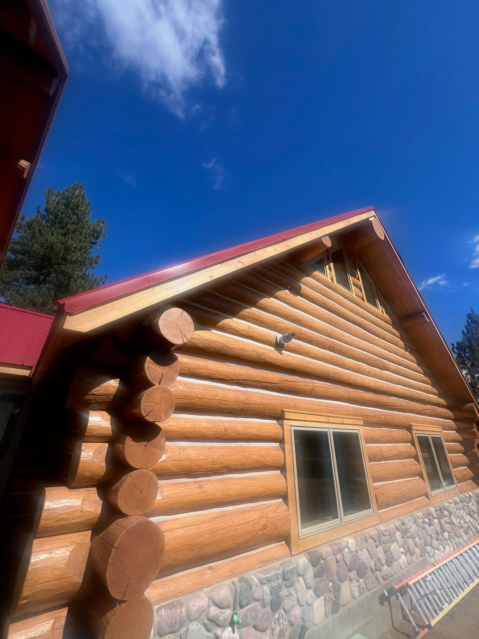 Gallery photos for 16-Inch Standing Seam Metal Roof Installation: Image #1