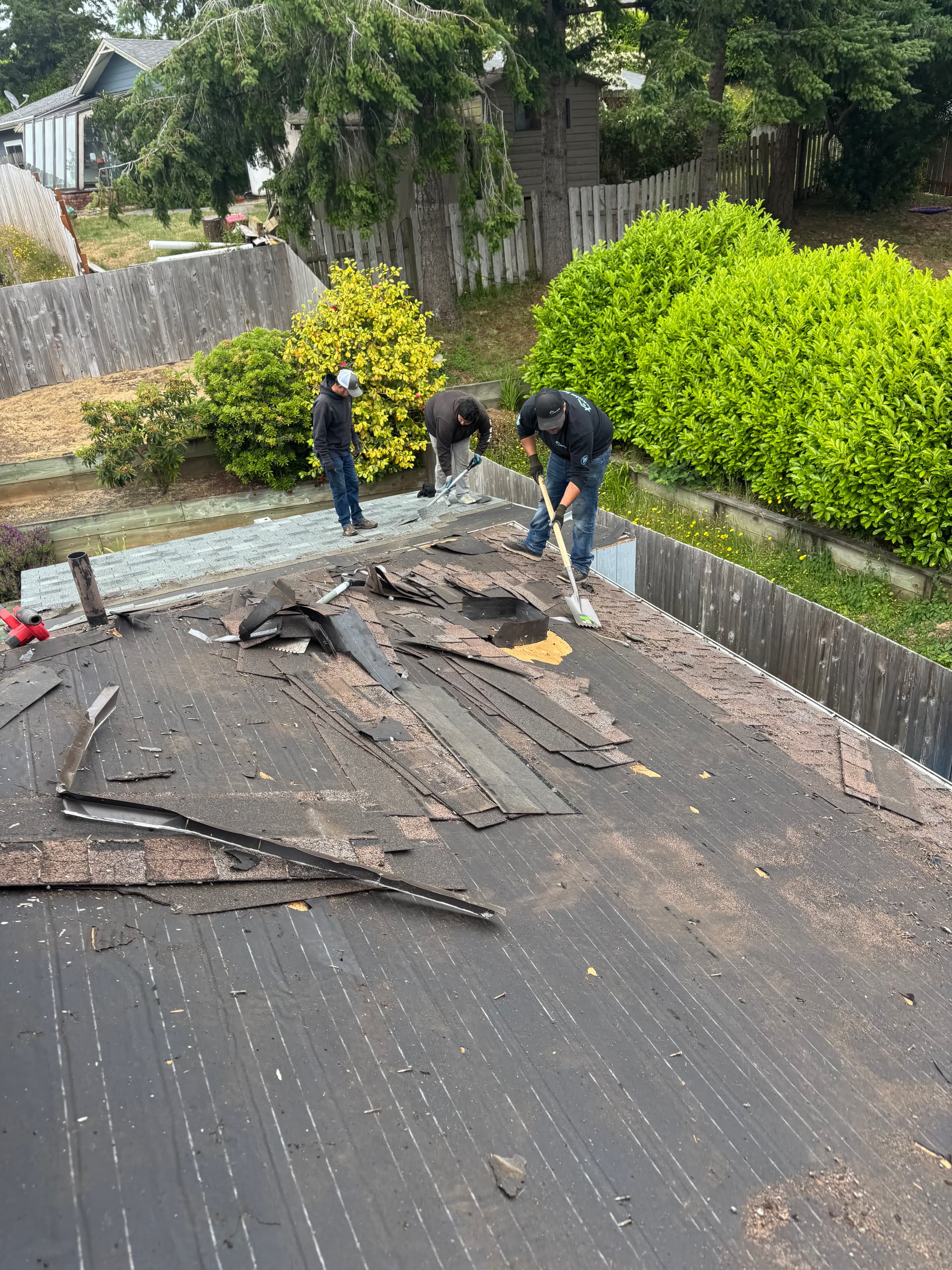 Gallery photos for Full Roof Replacement With Owens Corning TruDefinition Duration Shingles: Image #4