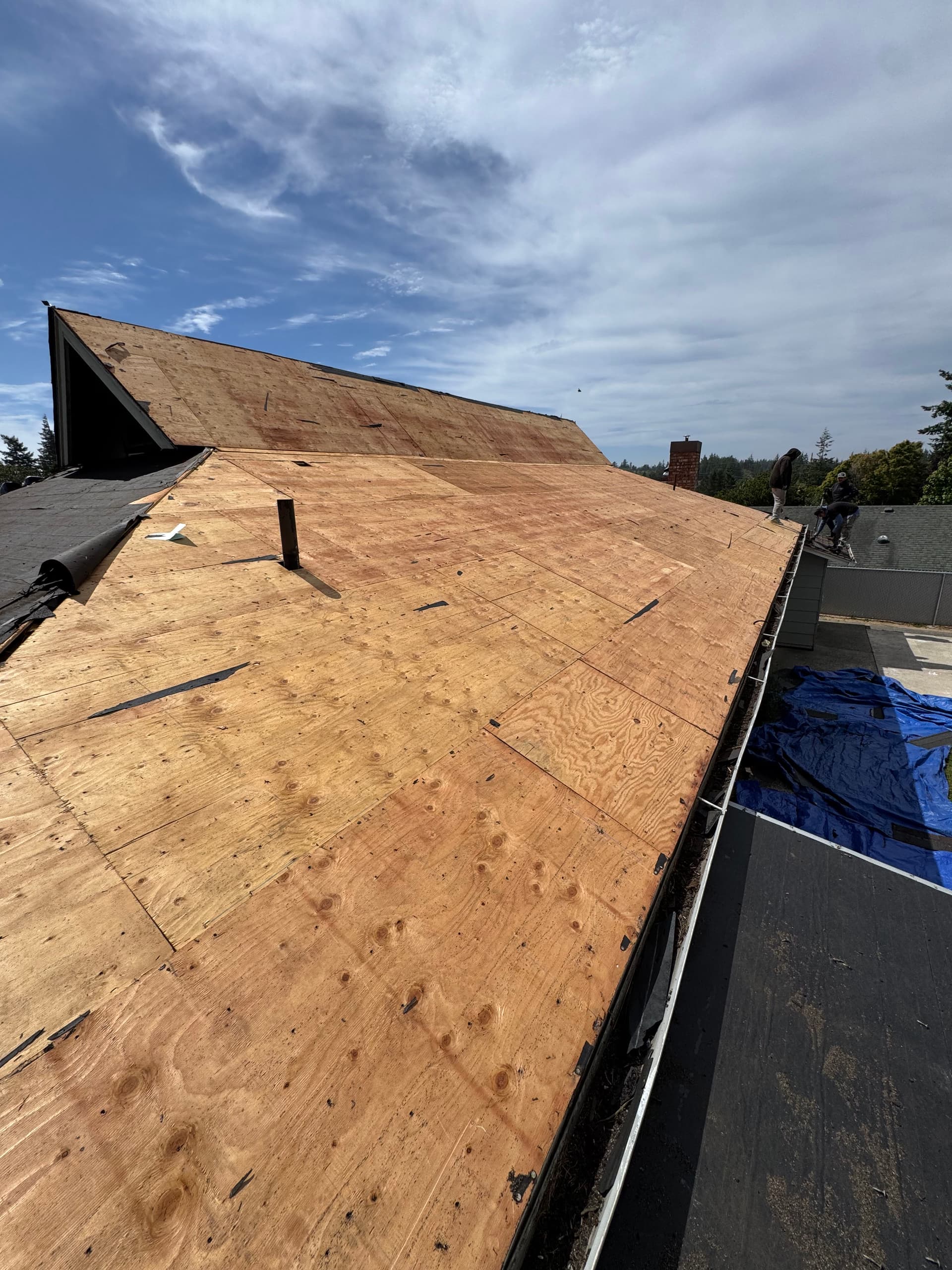 Gallery photos for Full Roof Replacement With Owens Corning TruDefinition Duration Shingles: Image #5